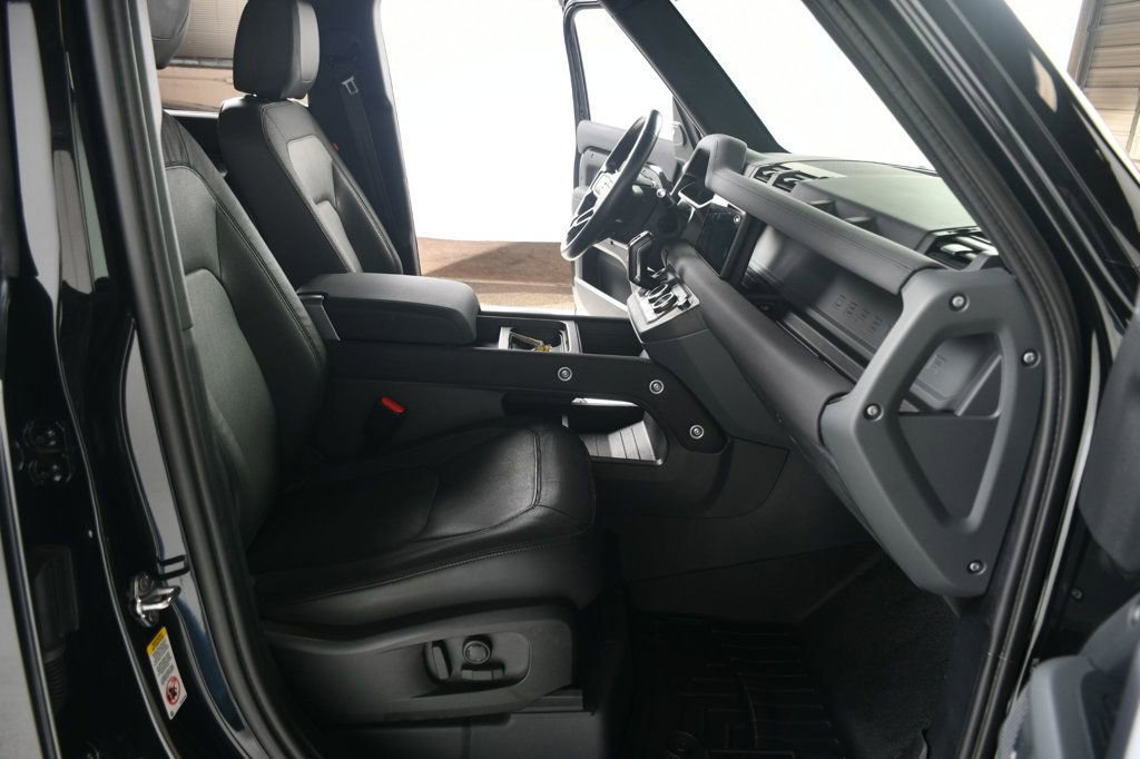 Used 2023 Land Rover Defender 110 X-Dynamic SE image 29