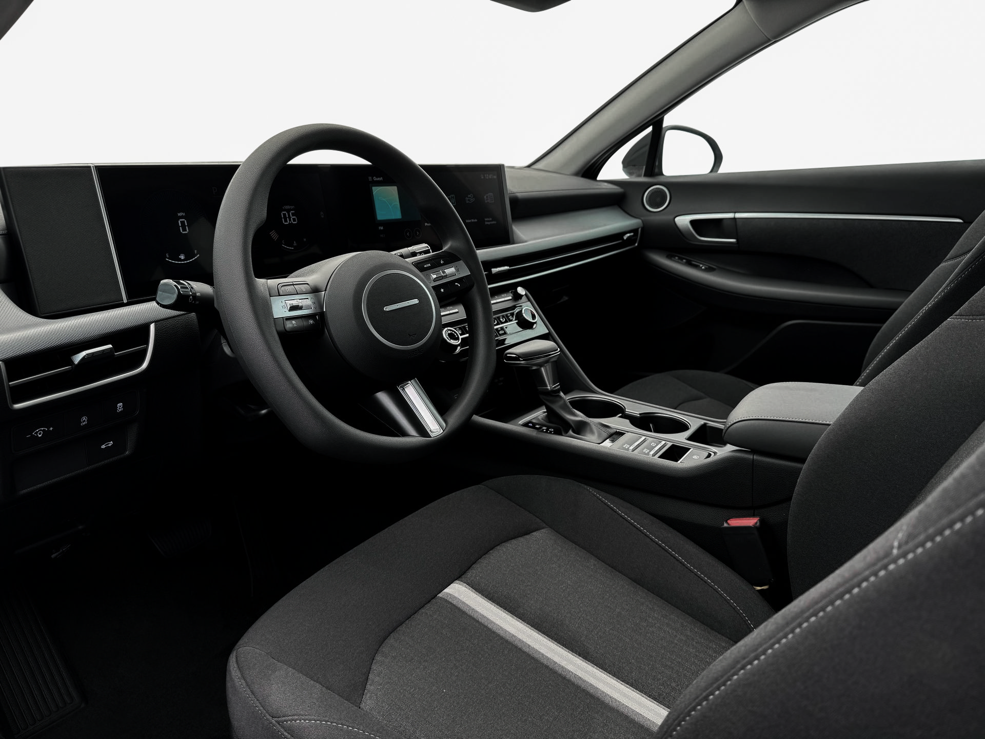 New 2025 Hyundai Sonata SE FWD image 14