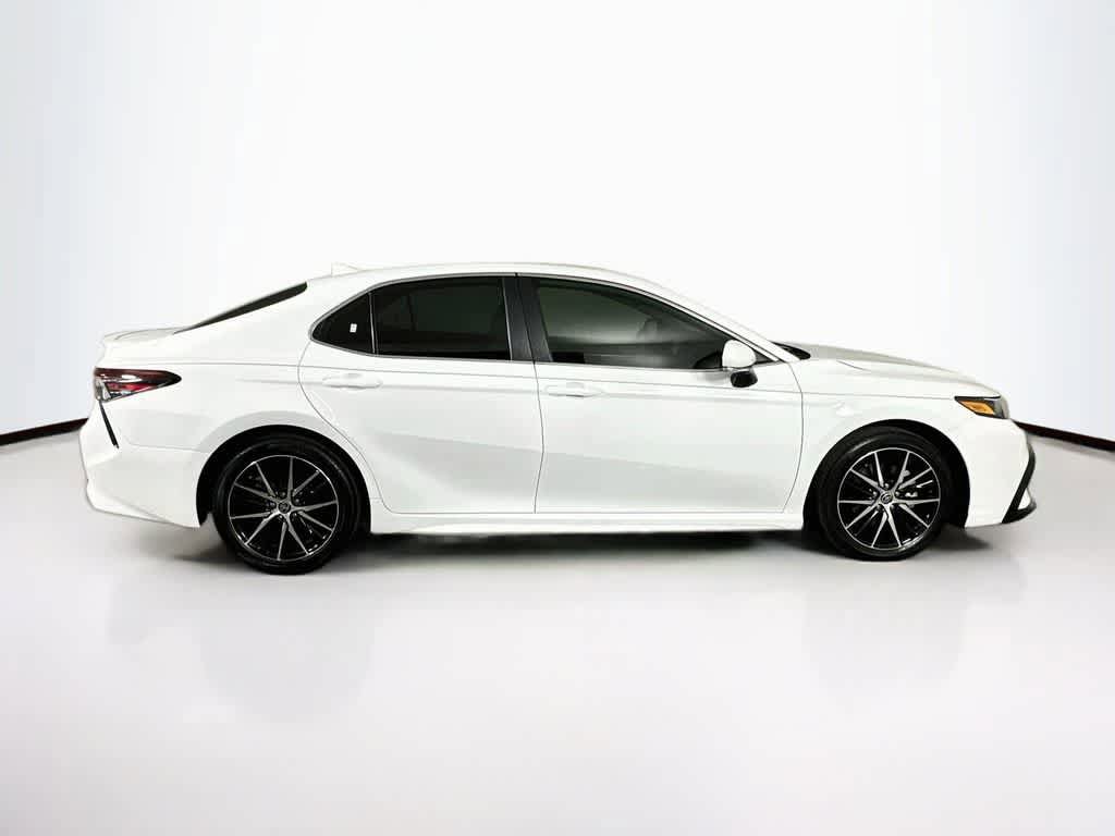 Used 2024 Toyota Camry SE w/ Convenience Package FWD image 24