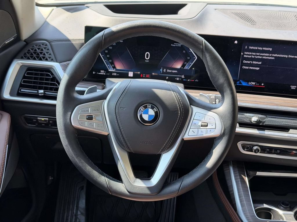 Used 2023 BMW X7 xDrive40i w/ Executive Package AWD/4WD image 19