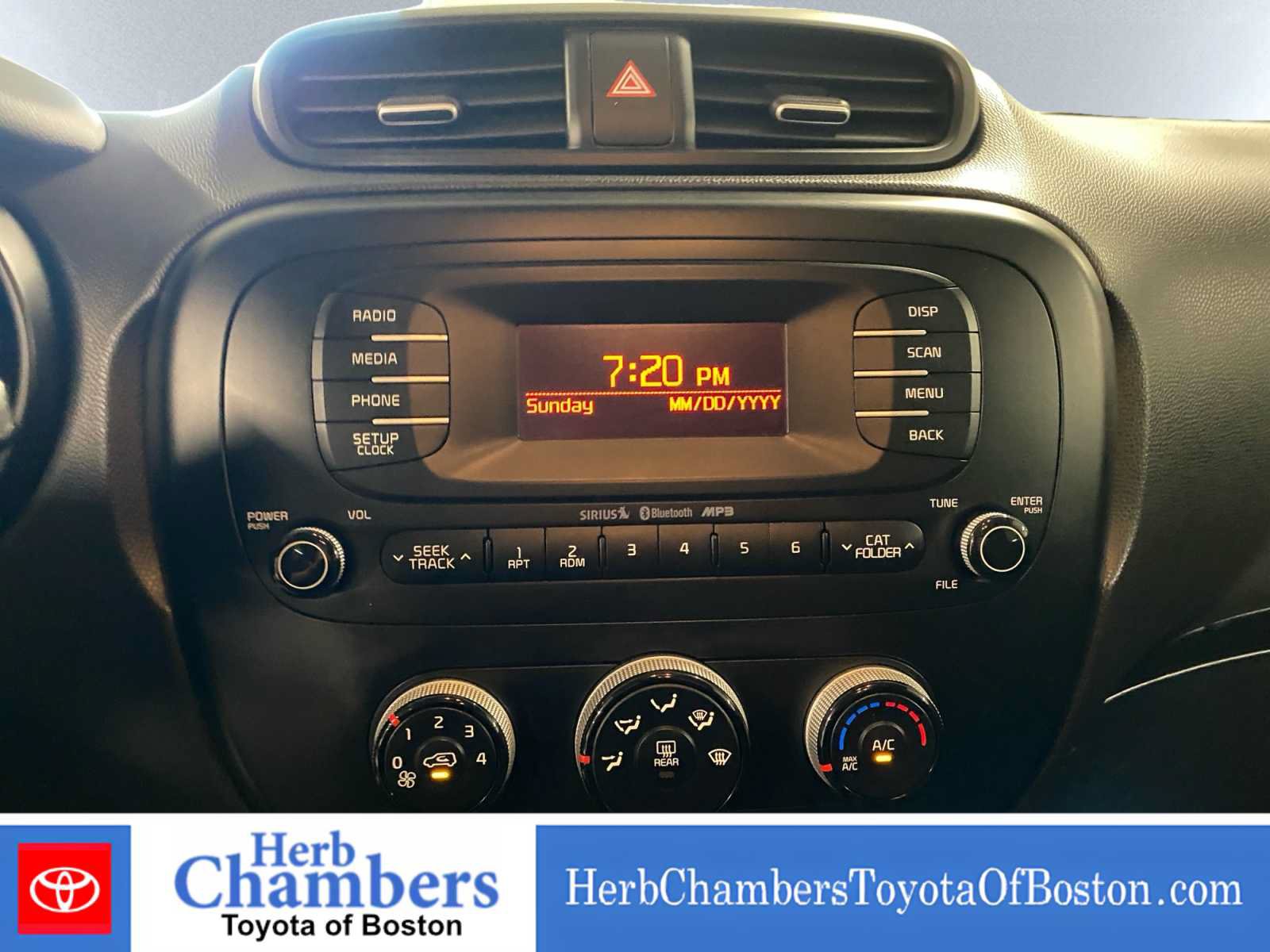 Used 2015 Kia Soul FWD image 14