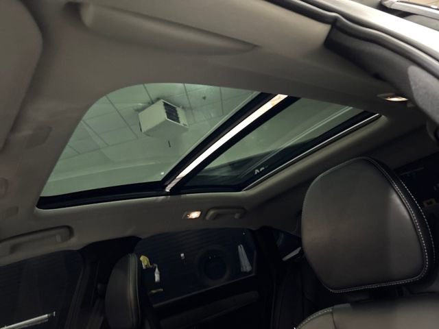 Used 2022 Volvo S90 B6 Inscription w/ Advanced Package image 24