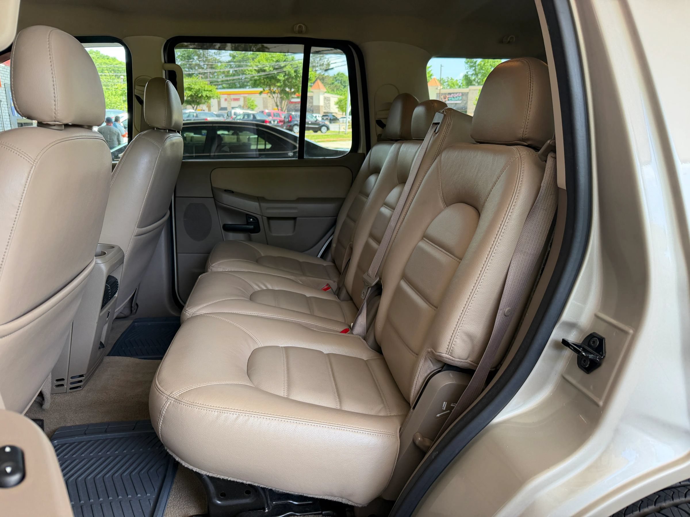 Used 2005 Ford Explorer Sport XLT RWD image 12