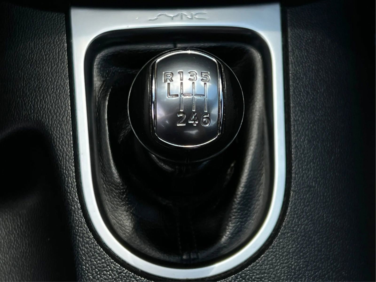 Used 2018 Ford Mustang GT RWD image 37