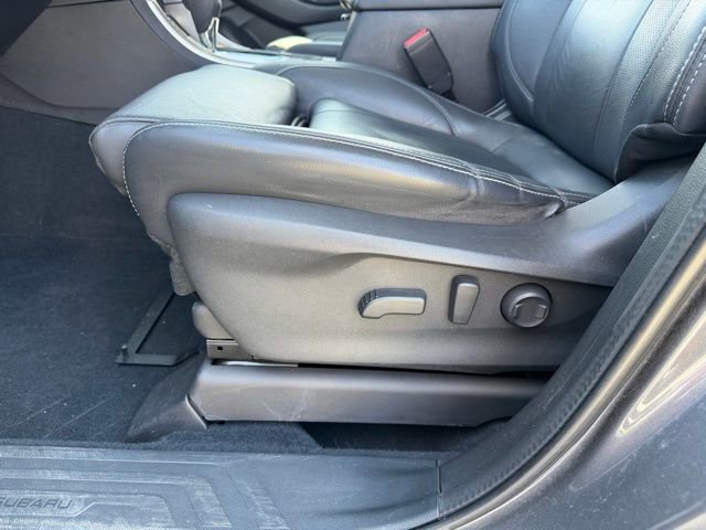 Used 2021 Subaru Ascent Limited w/ Popular Package #2A image 10