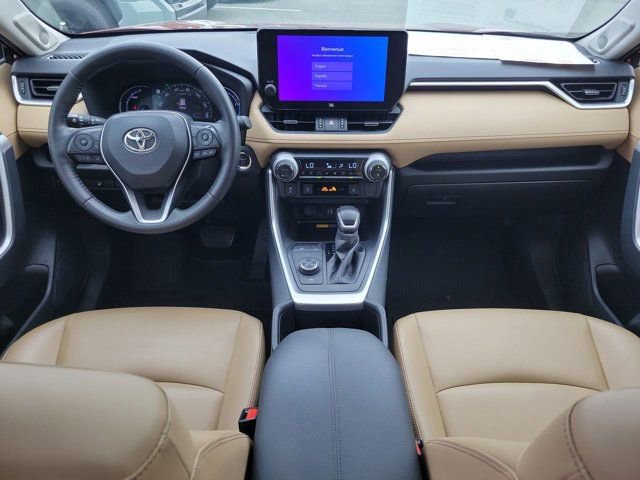 Used 2023 Toyota RAV4 XLE Premium image 21