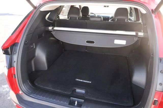 Used 2022 Hyundai Tucson Limited w/ Cargo Package image 7