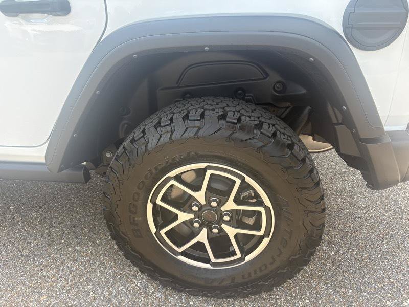 Used 2026 Jeep Wrangler Unlimited Rubicon AWD/4WD image 28