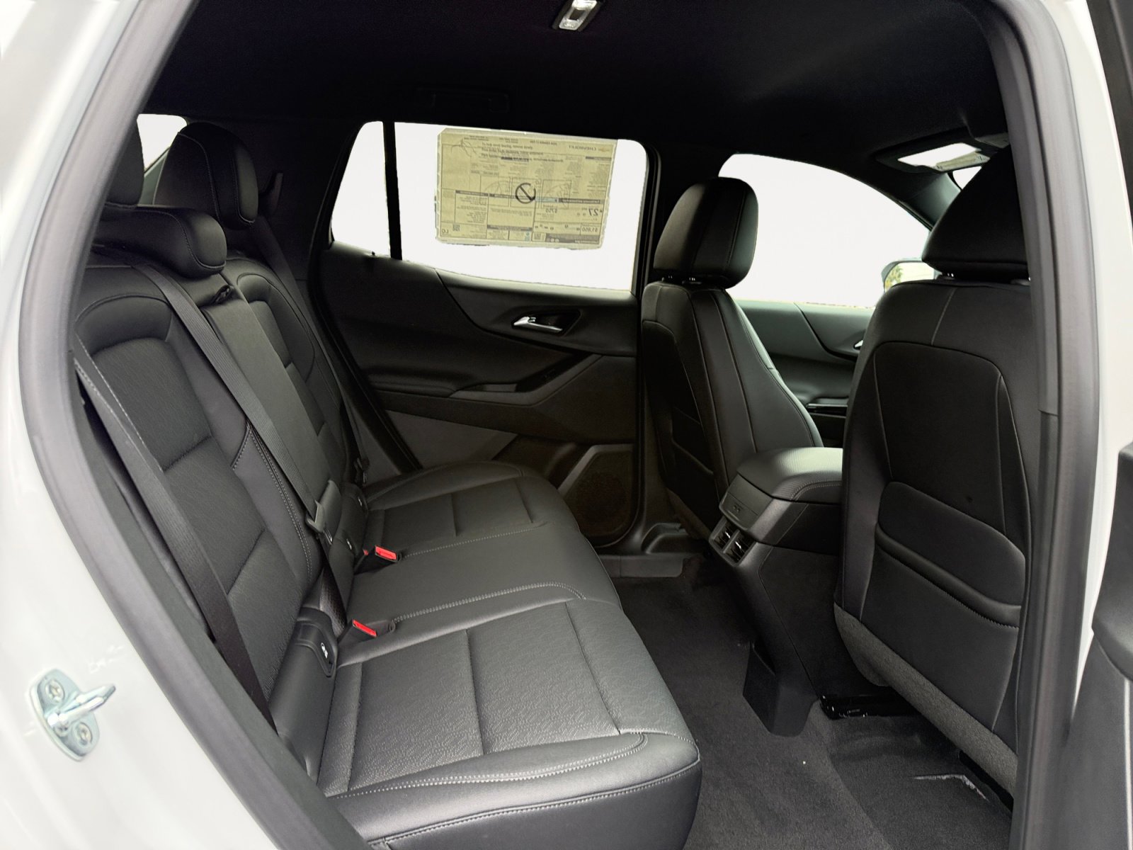 New 2026 Chevrolet Equinox LT w/ Convenience Package II image 18