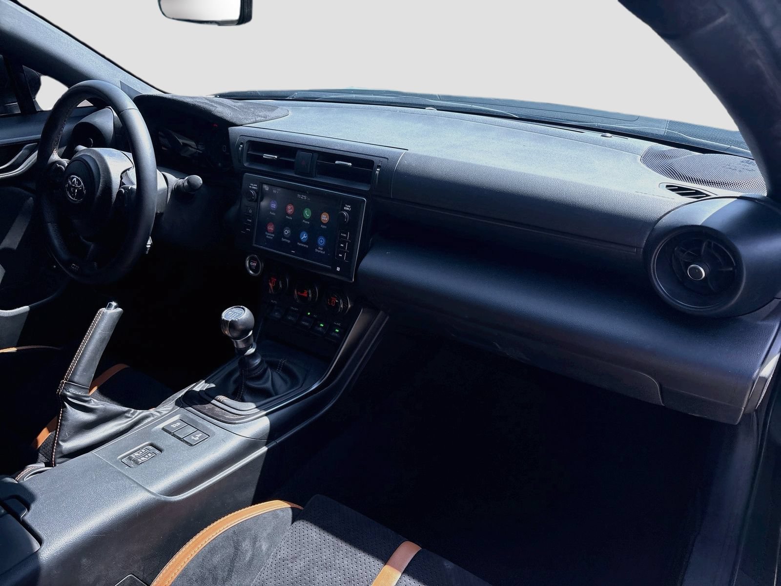 Used 2025 Toyota GR86 Hakone Edition RWD image 24