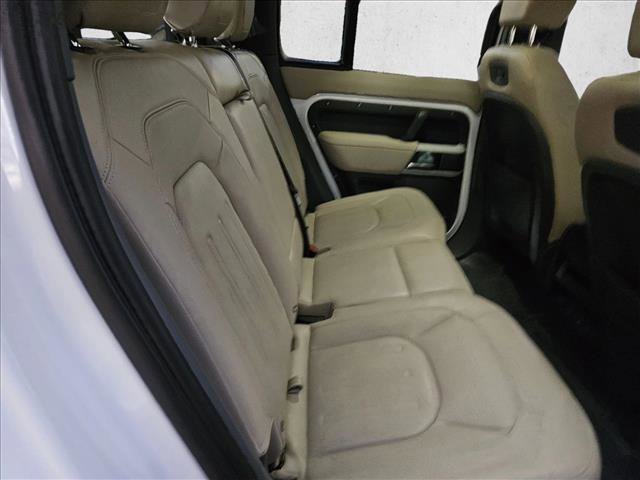 Used 2022 Land Rover Defender 110 S image 20