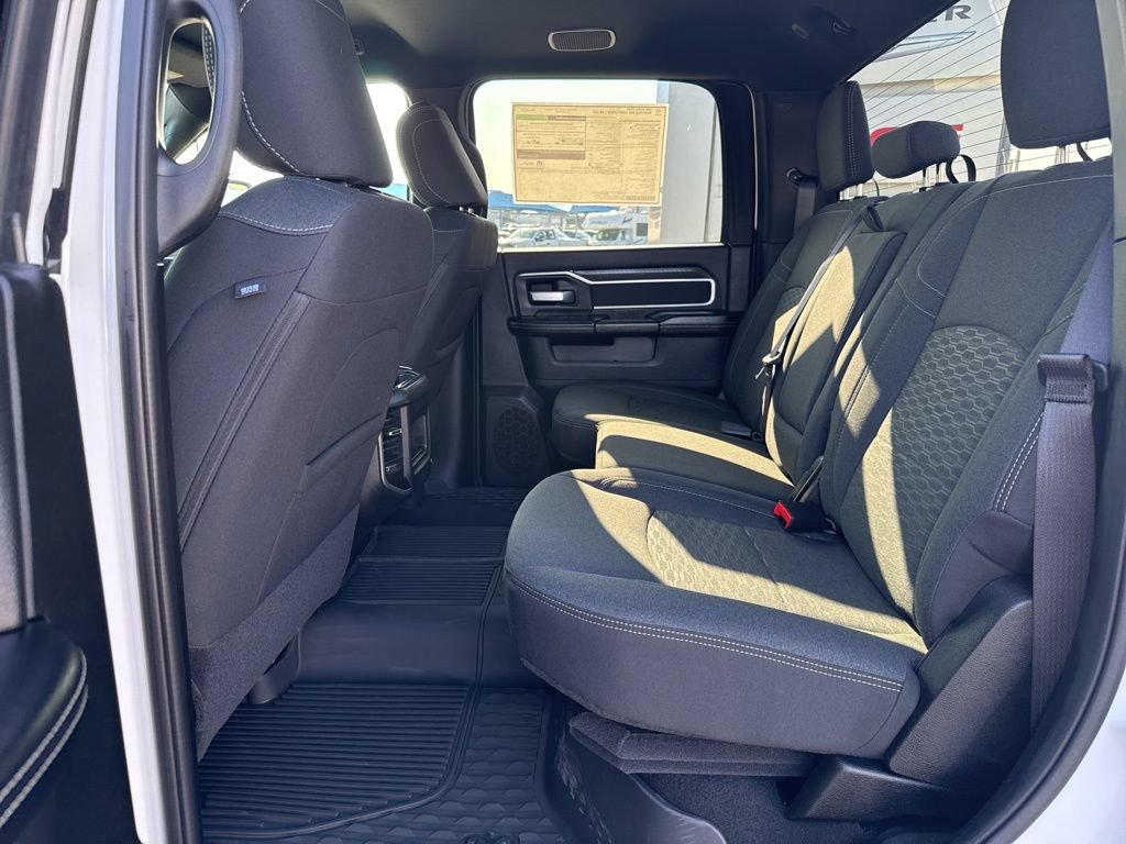 New 2026 RAM 2500 Big Horn AWD/4WD image 17