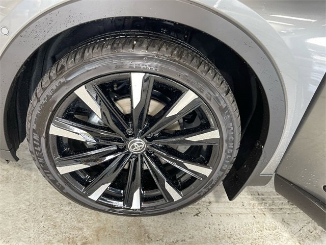 New 2026 Toyota Crown Platinum image 10