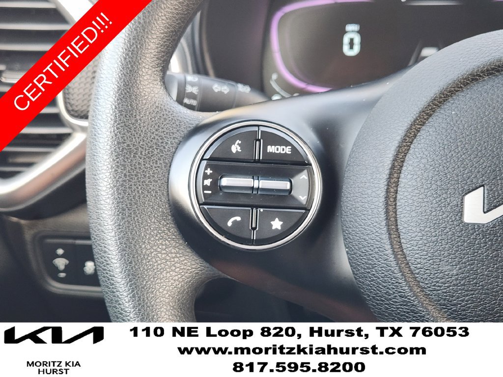 Used 2025 Kia Soul LX w/ LX Technology Package FWD image 27