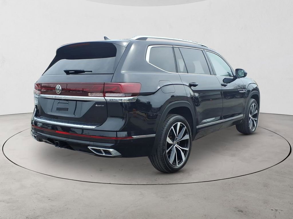 Used 2024 Volkswagen Atlas SEL Premium R-Line AWD/4WD image 5