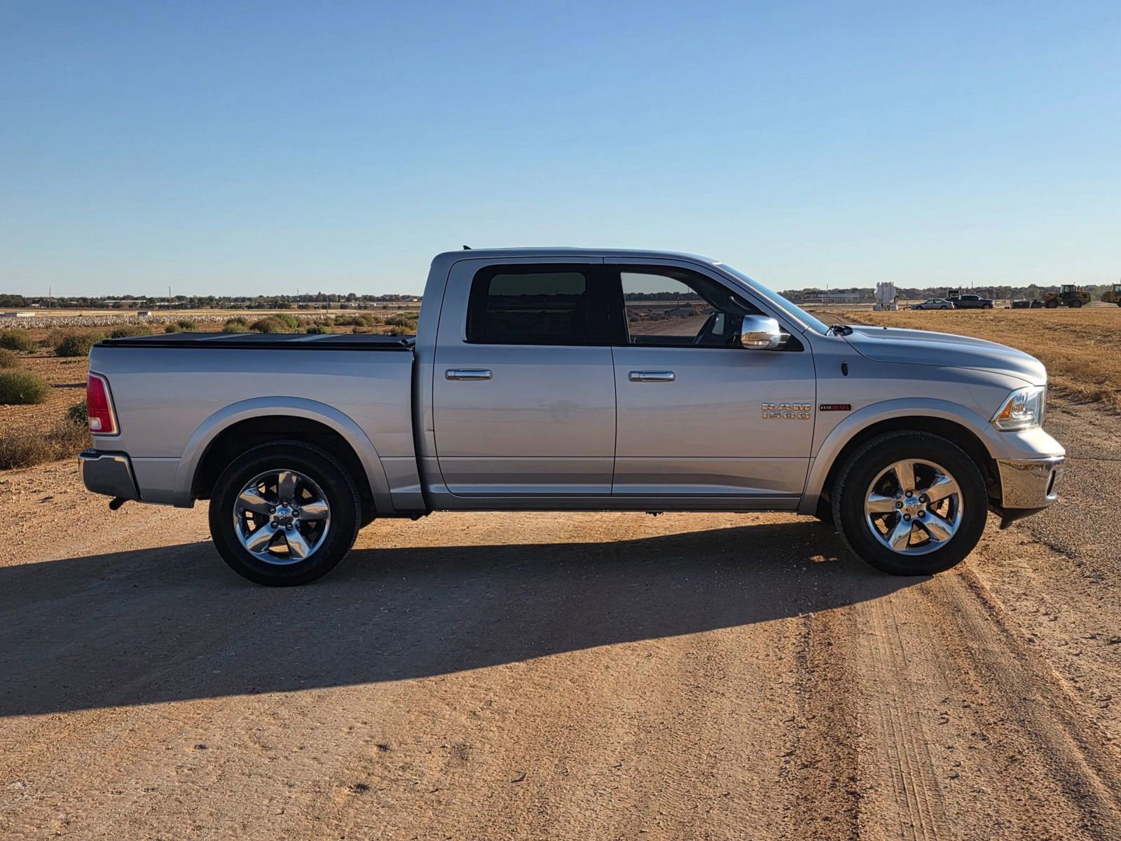 Used 2016 RAM 1500 Laramie w/ Convenience Group image 5