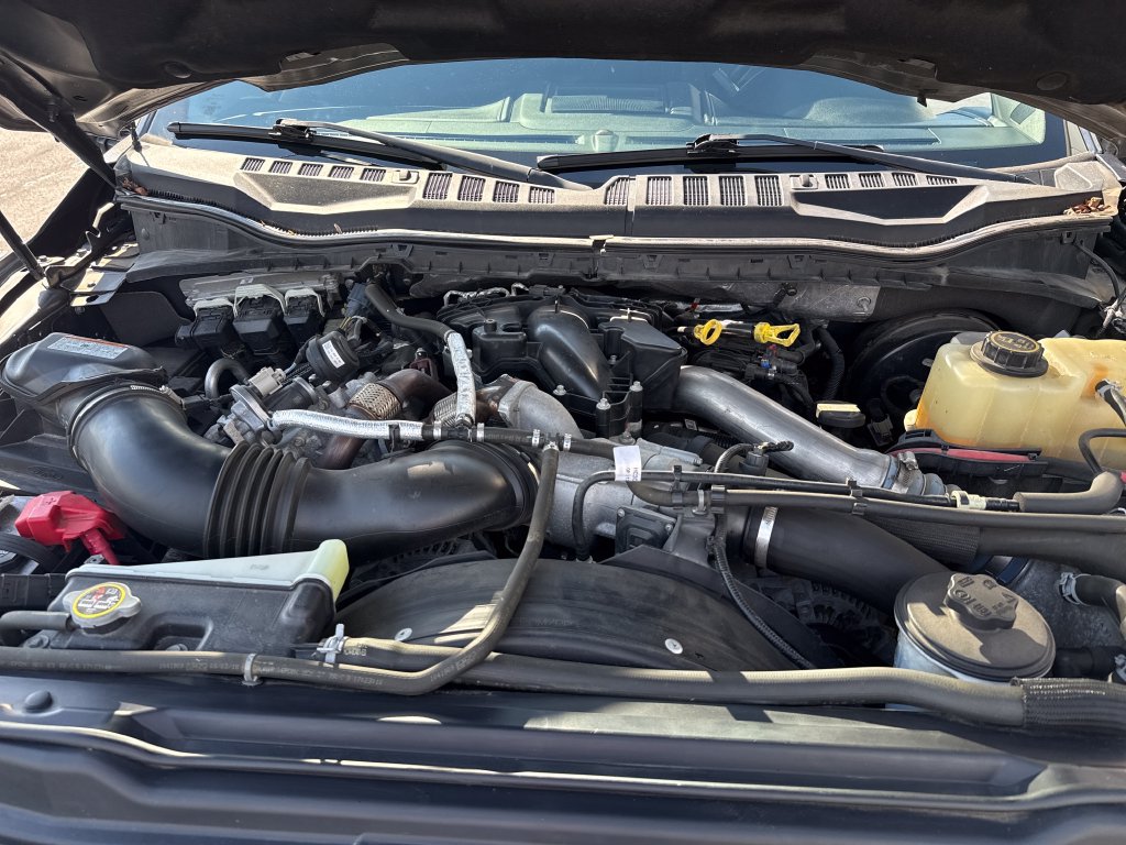 Used 2019 Ford F250 Lariat w/ Lariat Ultimate Package AWD/4WD image 53