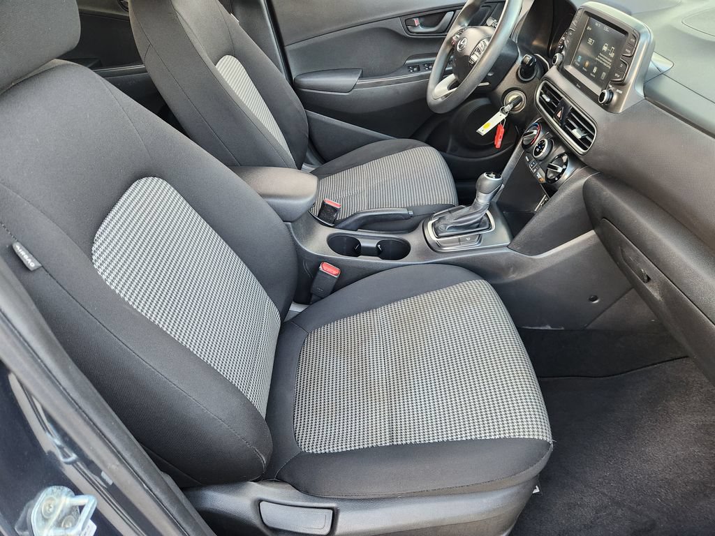 Used 2019 Hyundai Kona SE FWD image 14