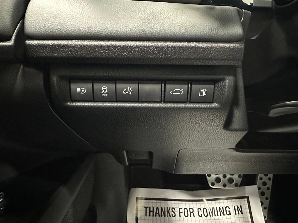 Used 2026 Toyota Camry XSE FWD image 17