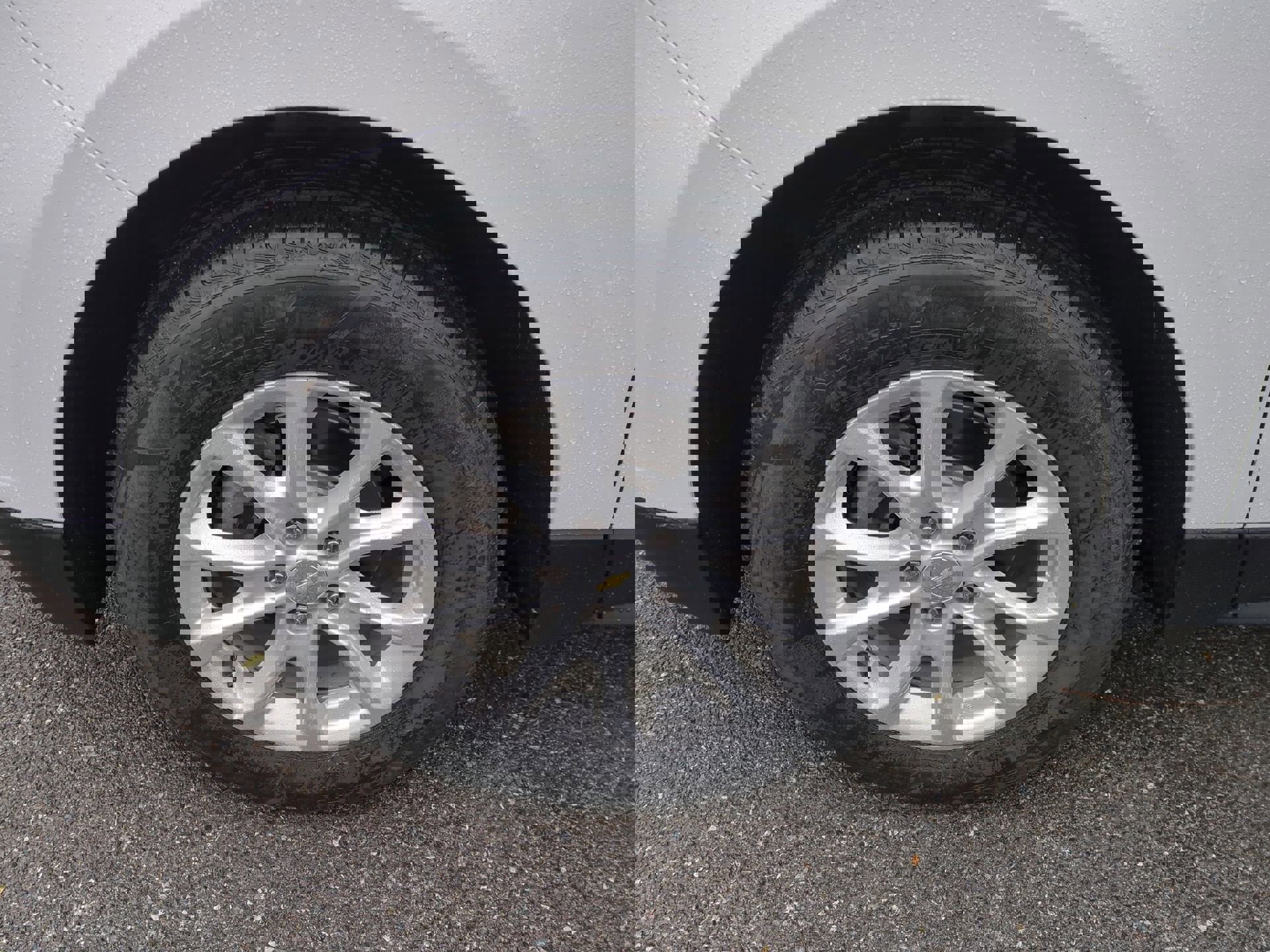 Certified 2019 Chevrolet Equinox LT w/ LPO, Blackout Package image 32