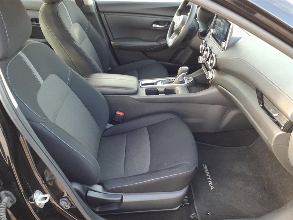Used 2024 Nissan Sentra SV image 17