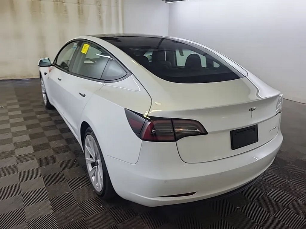 Used 2021 Tesla Model 3 Long Range image 3