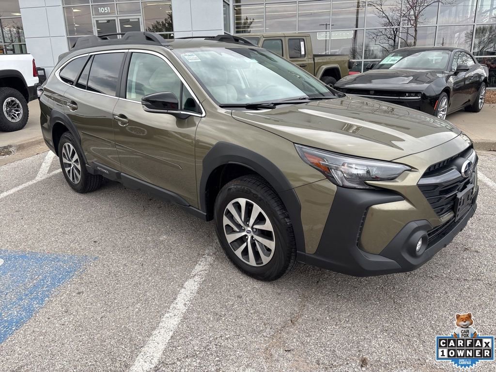 Used 2024 Subaru Outback Premium image 6