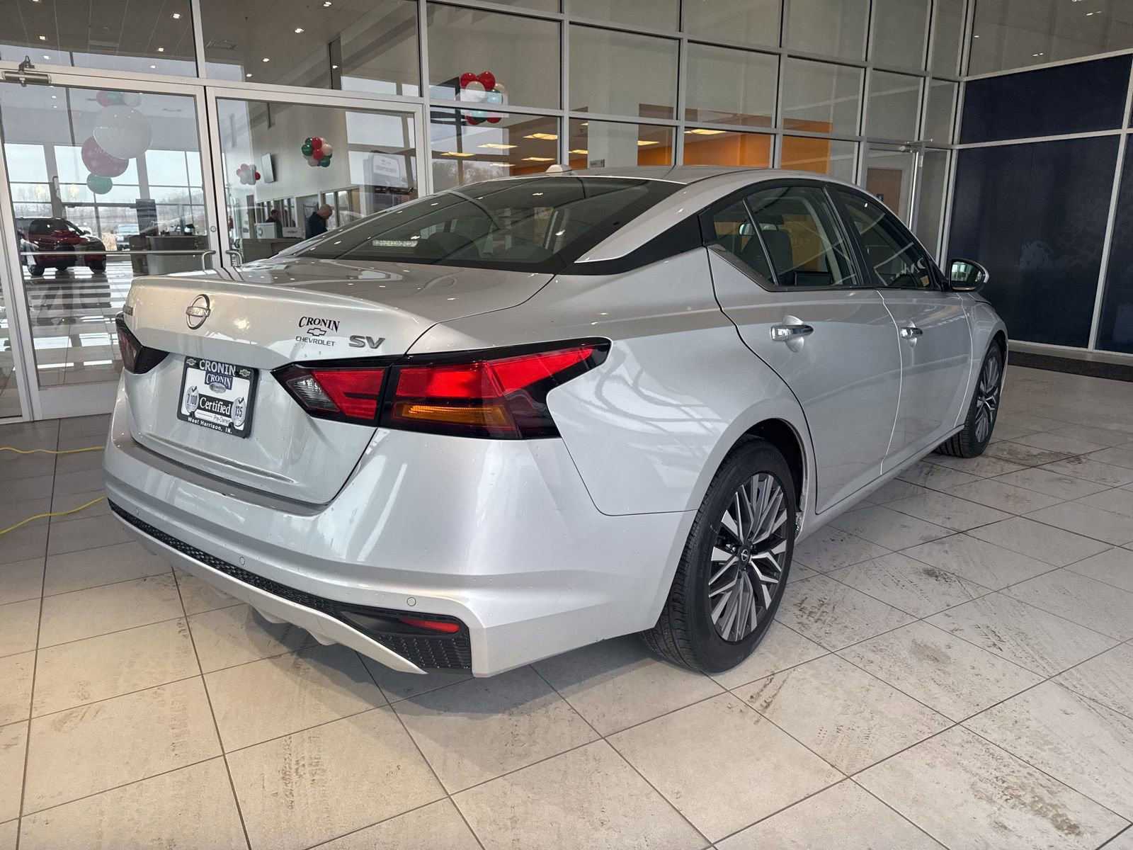 Used 2023 Nissan Altima 2.5 SV image 4