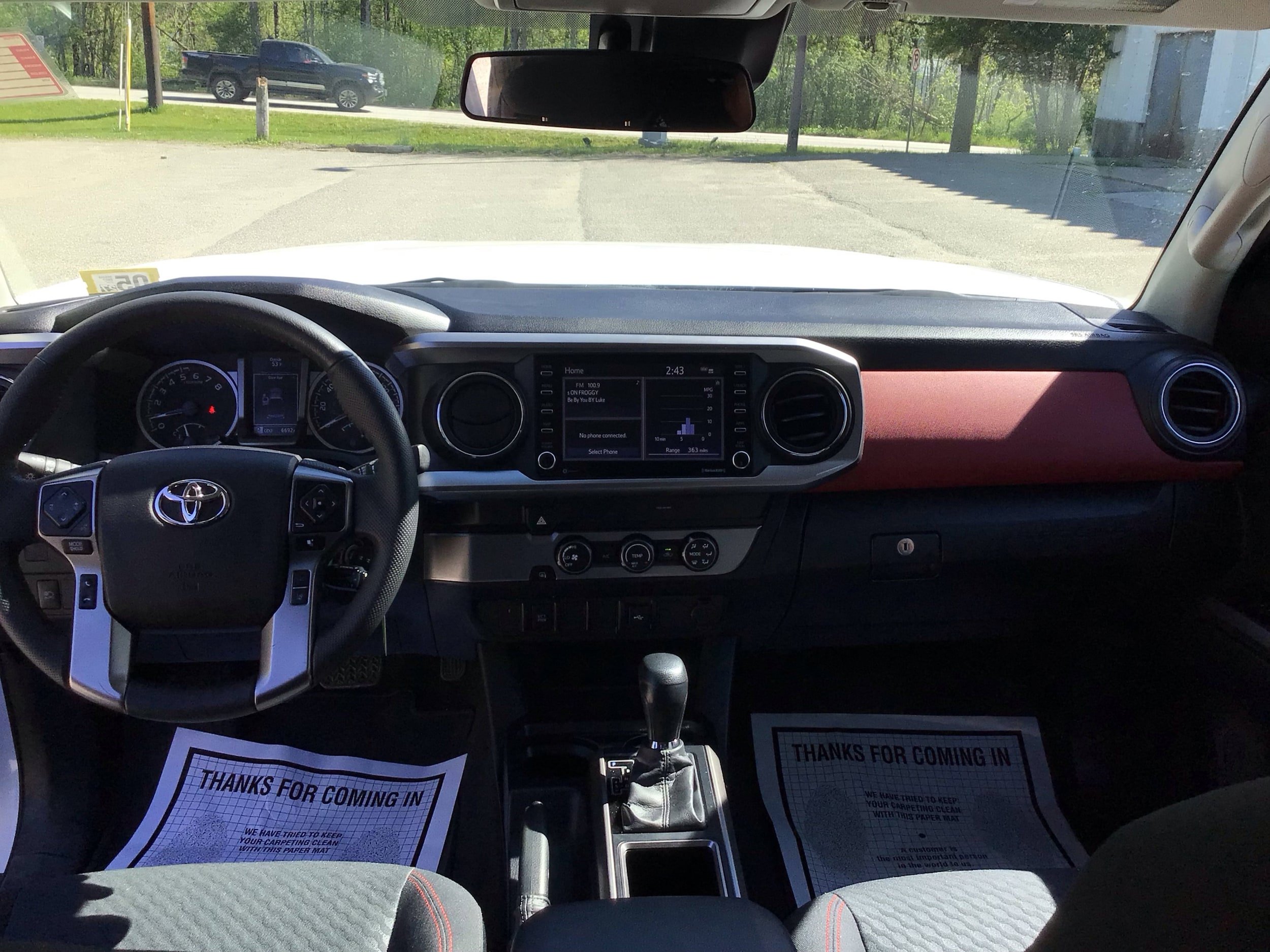 Used 2023 Toyota Tacoma SR5 RWD image 16