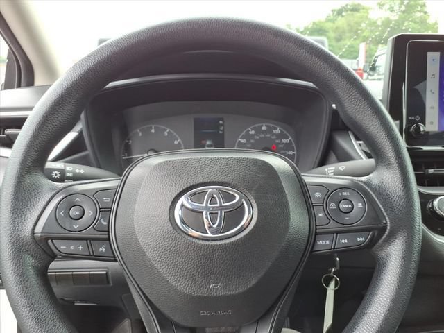 Used 2024 Toyota Corolla LE FWD image 23