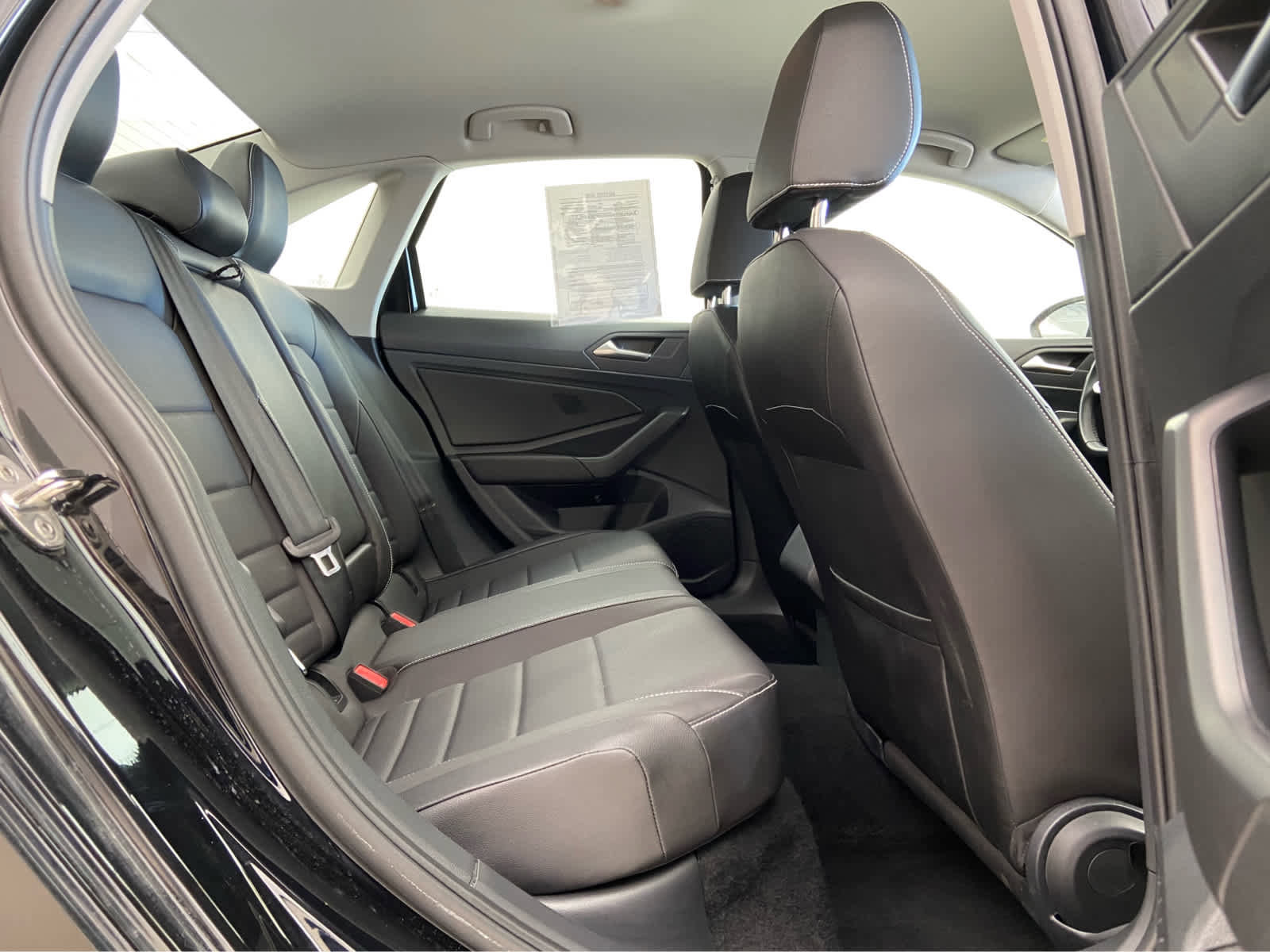 Used 2024 Volkswagen Jetta SE image 14