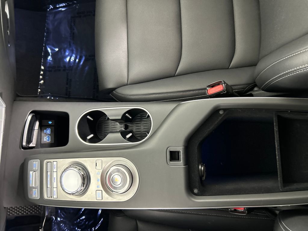 Used 2025 Genesis GV70 2.5T image 15