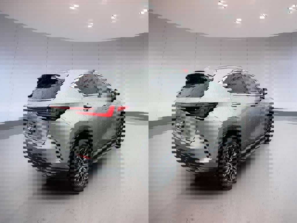 Used 2024 Lexus NX 350 AWD image 4