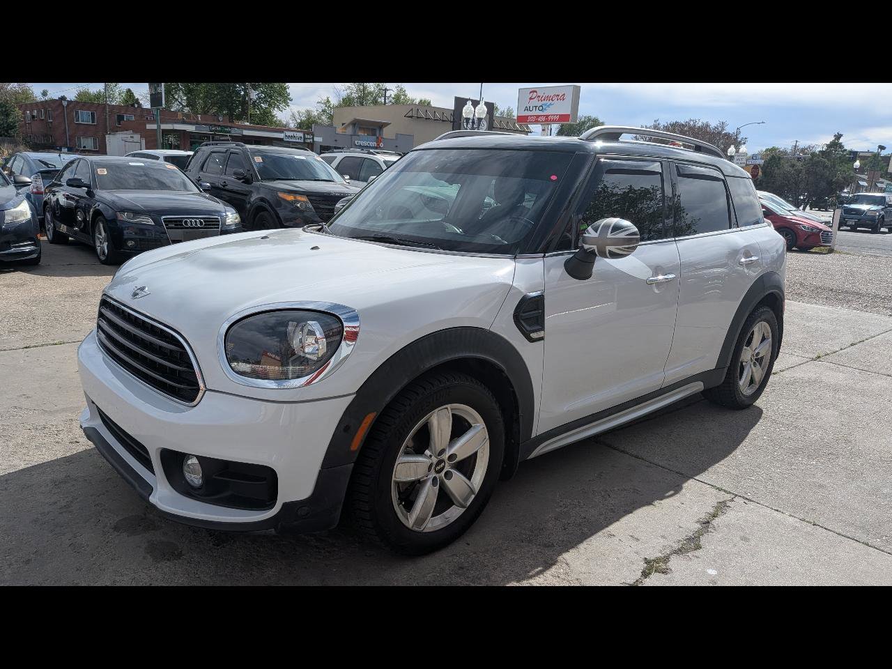 Used 2017 MINI Cooper Countryman FWD image 1