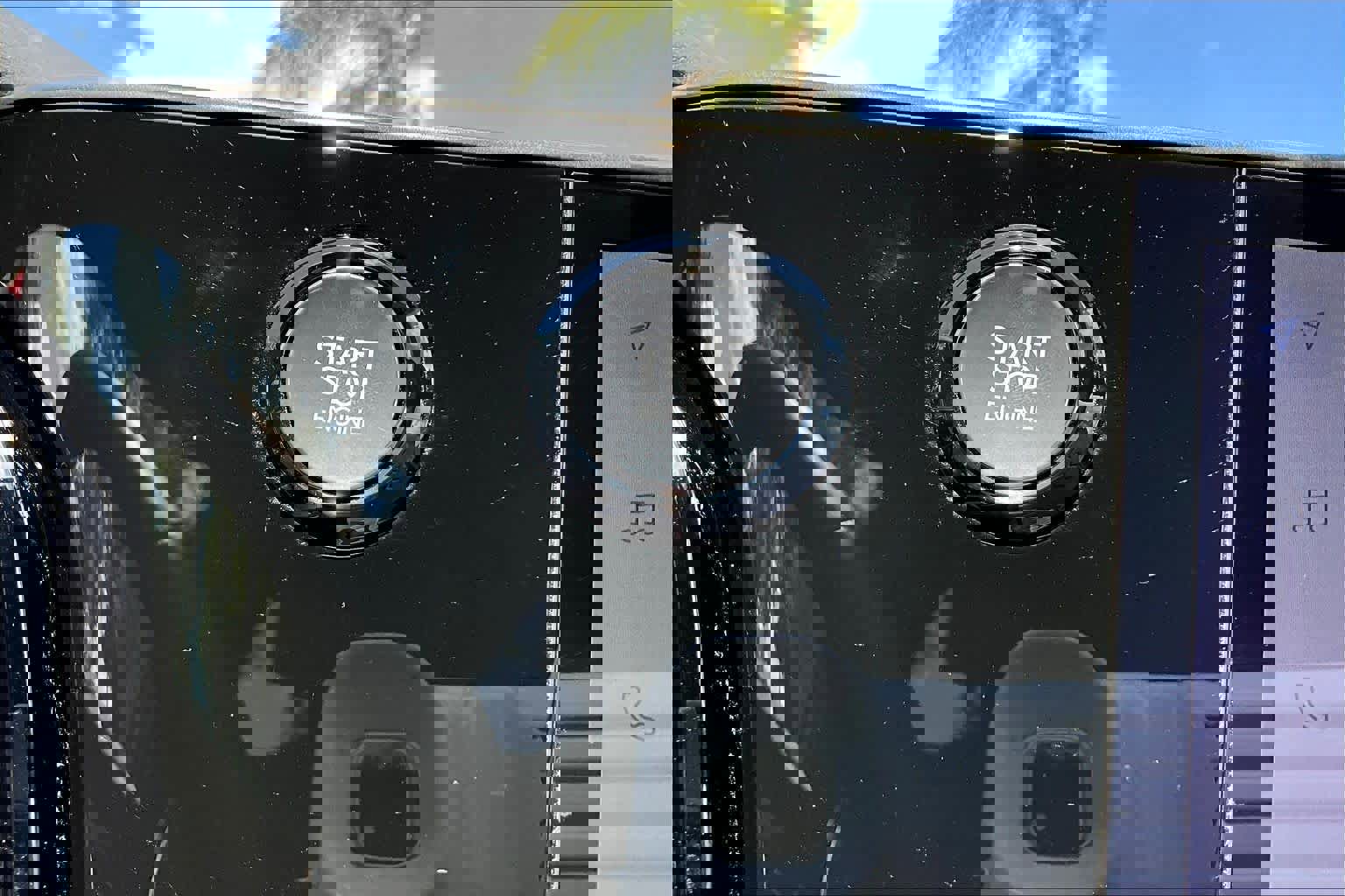 Used 2024 Lexus NX 250 FWD w/ Towing Package (2000 Lbs) image 32