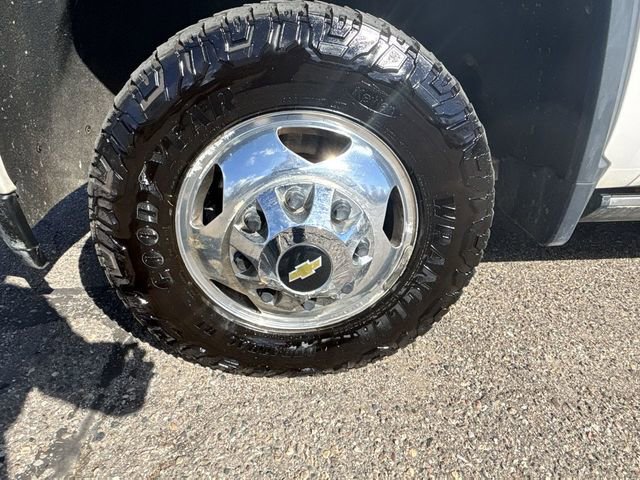 Used 2022 Chevrolet Silverado 3500 High Country w/ Technology Package image 31