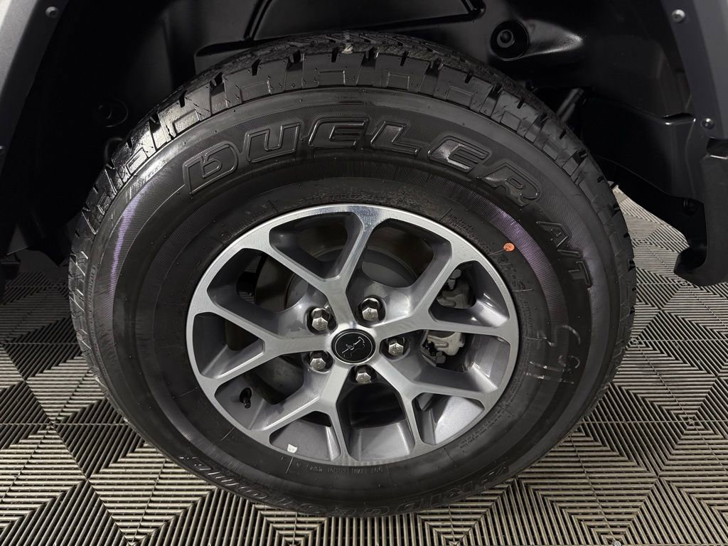 Used 2024 Jeep Wrangler Unlimited Sport AWD/4WD image 12