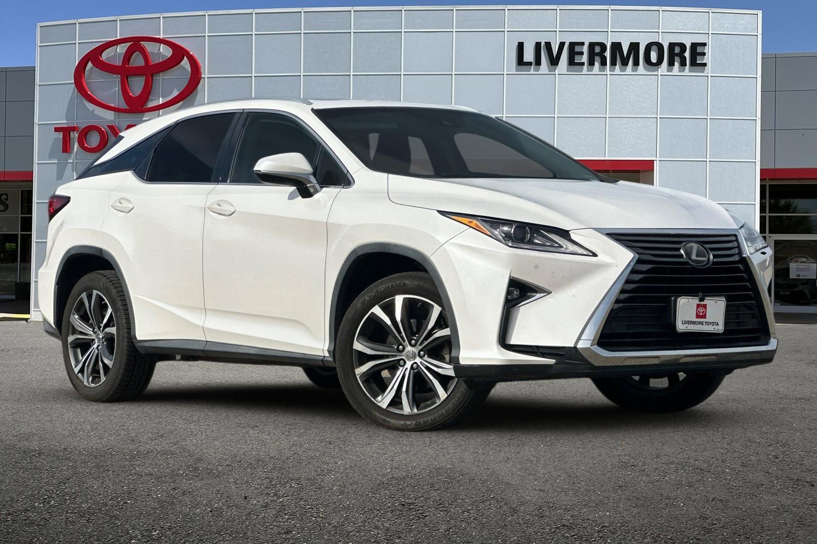 Used 2017 Lexus RX 350 AWD w/ Premium Package image 2