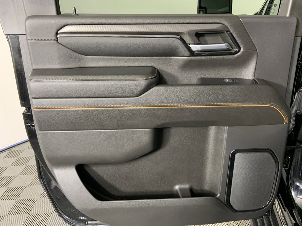 Used 2024 GMC Sierra 2500 AT4 w/ AT4 Premium Plus Package image 26