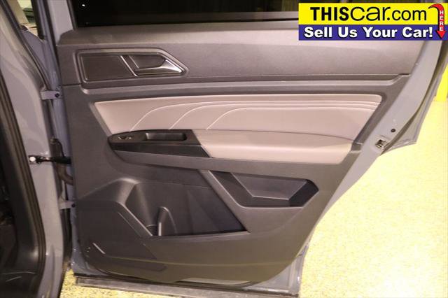 Used 2021 Volkswagen Atlas Cross Sport SE w/ Panoramic Sunroof Package FWD image 35