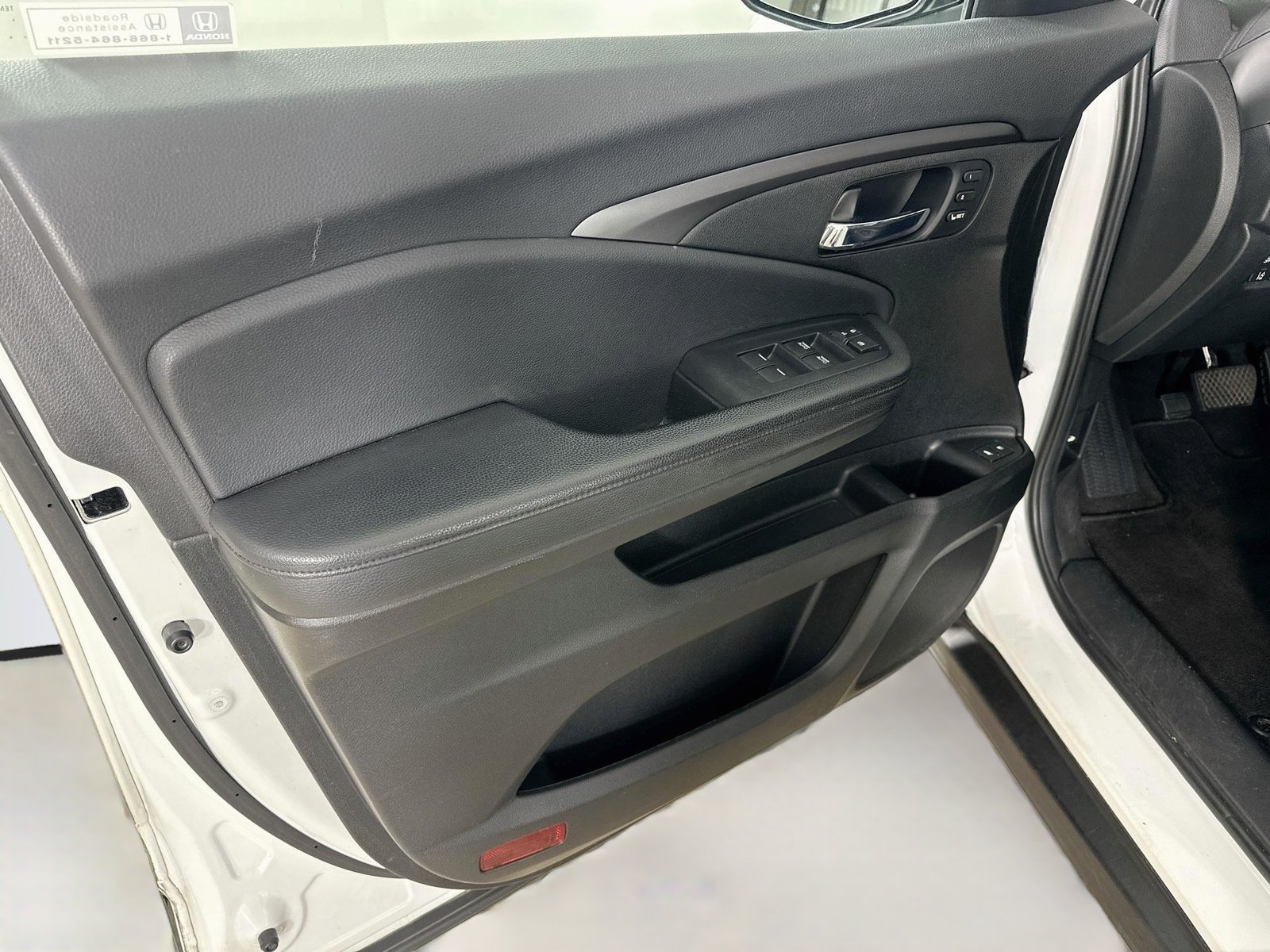 Used 2021 Honda Pilot EX-L image 16