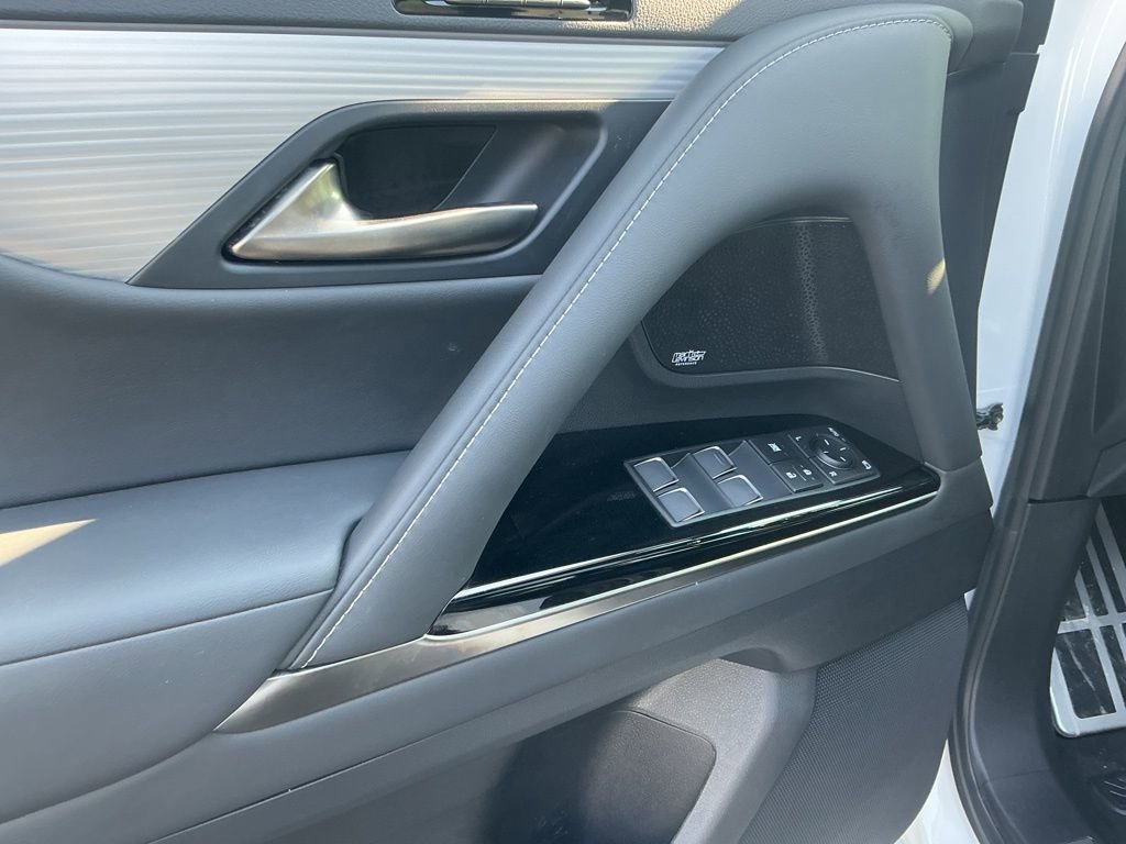 Used 2024 Lexus LX 600 F Sport image 10