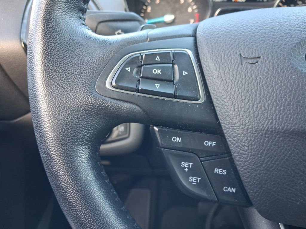Used 2017 Ford Escape Titanium image 26