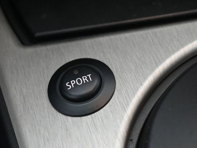 Used 2005 BMW Z4 2.5i image 31