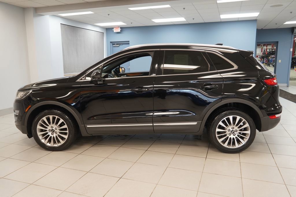 Used 2017 Lincoln MKC Reserve w/ Lincoln MKC Climate Package image 2