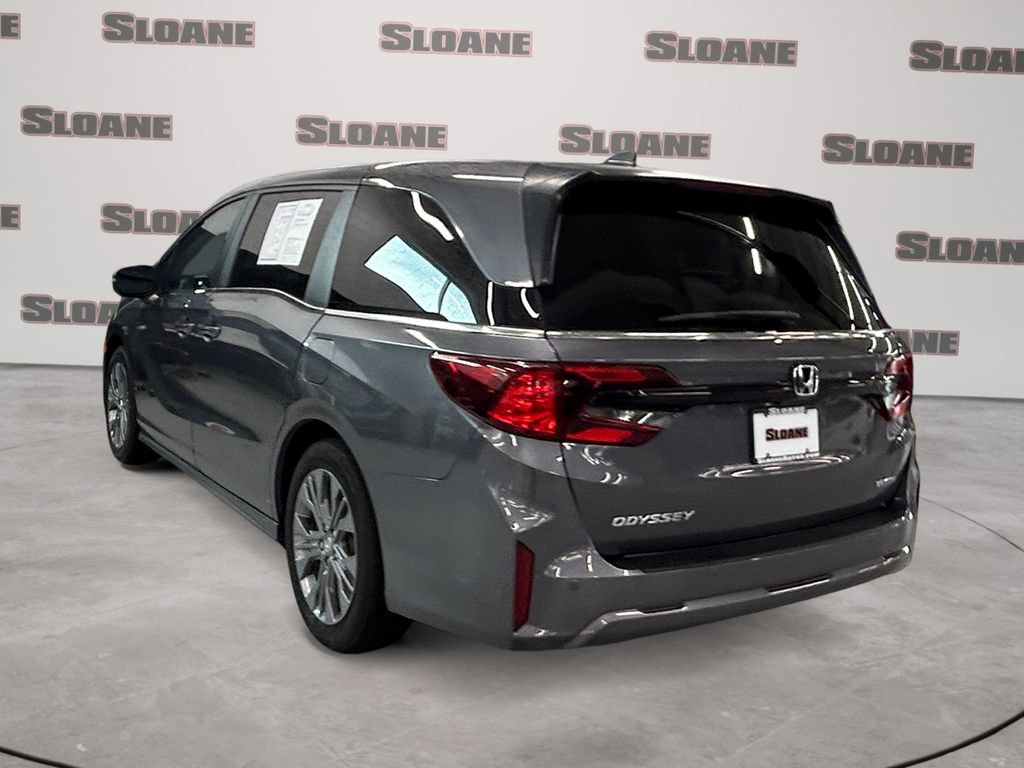 Certified 2025 Honda Odyssey Touring image 3