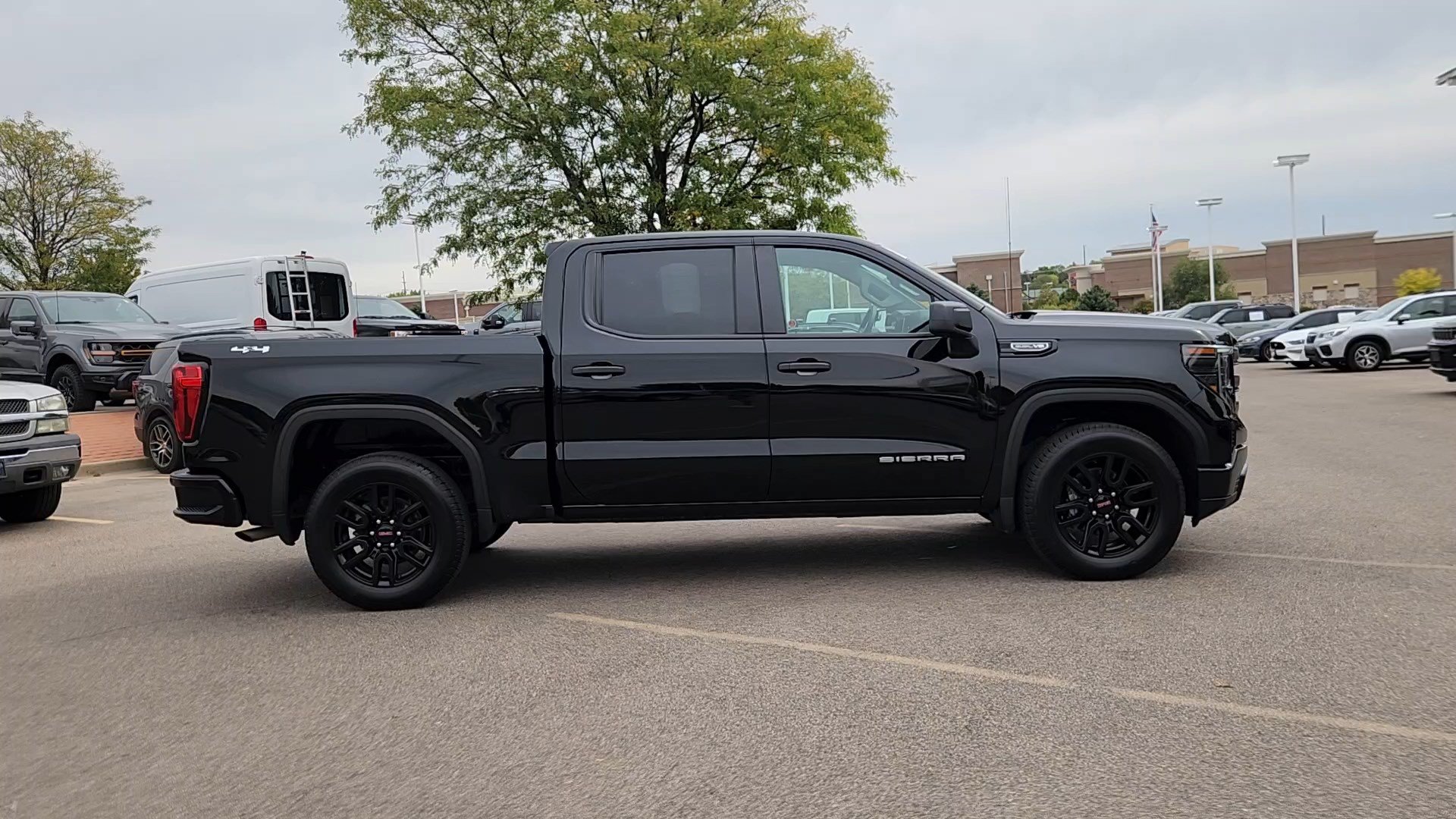 Used 2024 GMC Sierra 1500 Pro w/ Graphite Edition AWD/4WD image 12