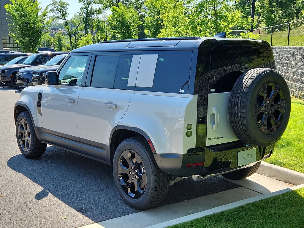 New 2026 Land Rover Defender 110 S AWD/4WD image 12