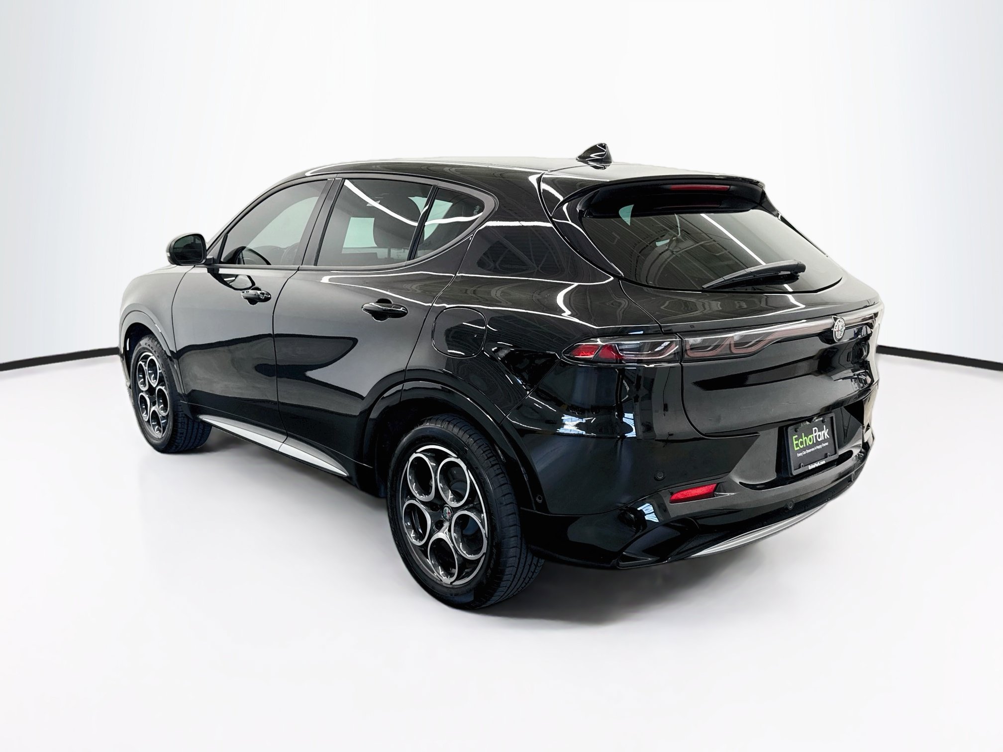 Used 2024 Alfa Romeo Tonale Ti w/ Active Assist Package AWD/4WD image 5