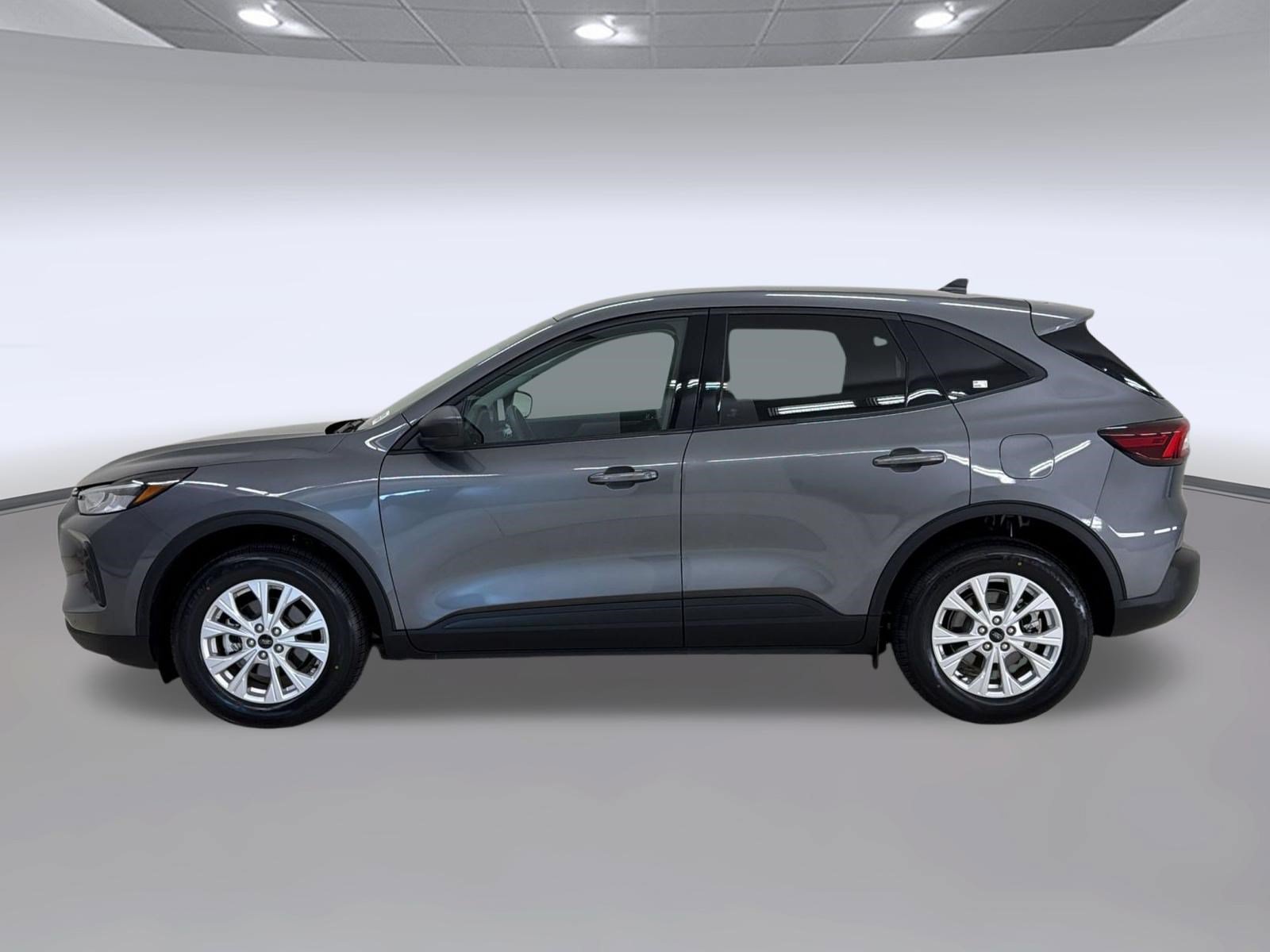 Certified 2025 Ford Escape Active AWD/4WD image 2
